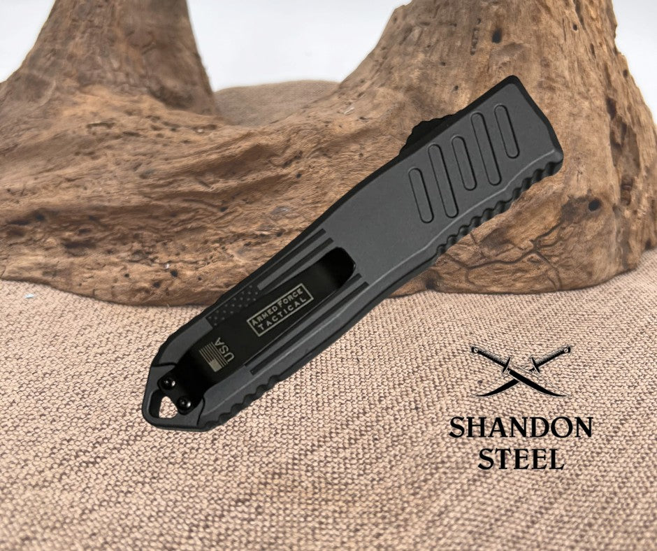 5.5" Automatic OTF Knife w/ Half Serrated Dagger Blade 194GYUS