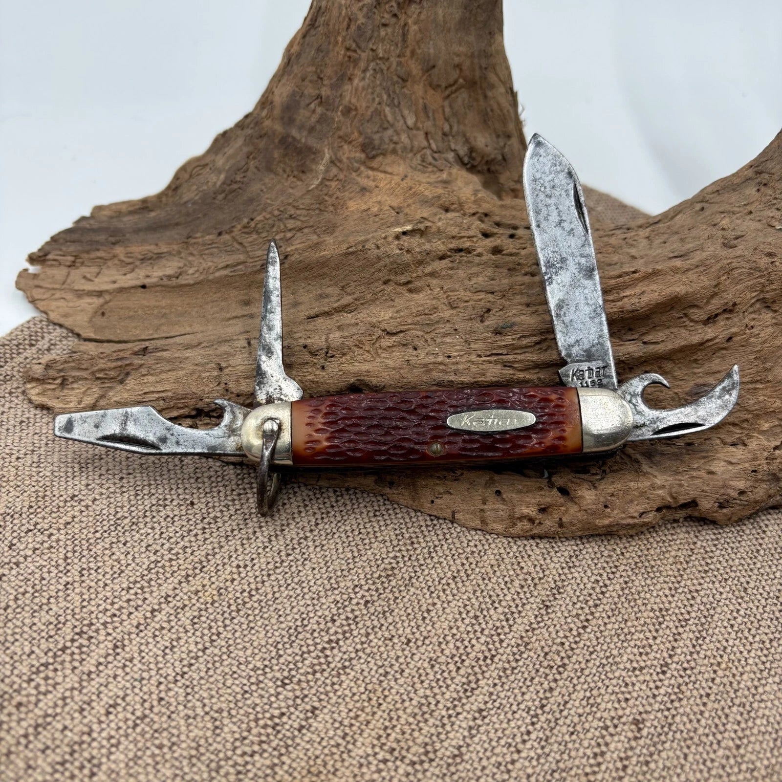 Vintage KaBar 1152 USA 4 Blade Camp Pocket Knife Jigged Delrin Handles (86)