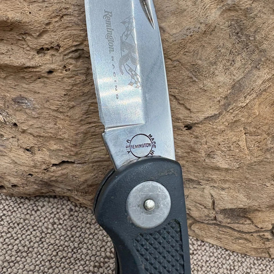 Remington USA Racing Lockback Drop Point Lockback Folding Pocket Knife (87)