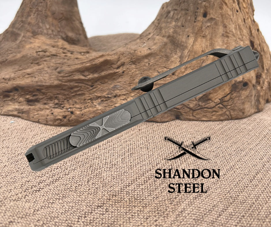 Microtech ULTRATECH GEN III ZBP S/E APOCALYPTIC STANDARD NATURAL CLEAR 1121-10APNC